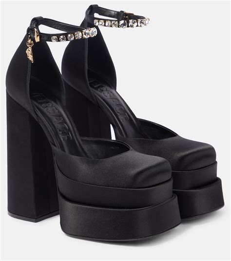 medusa aevitas de versace|versace double platform pumps medusa.